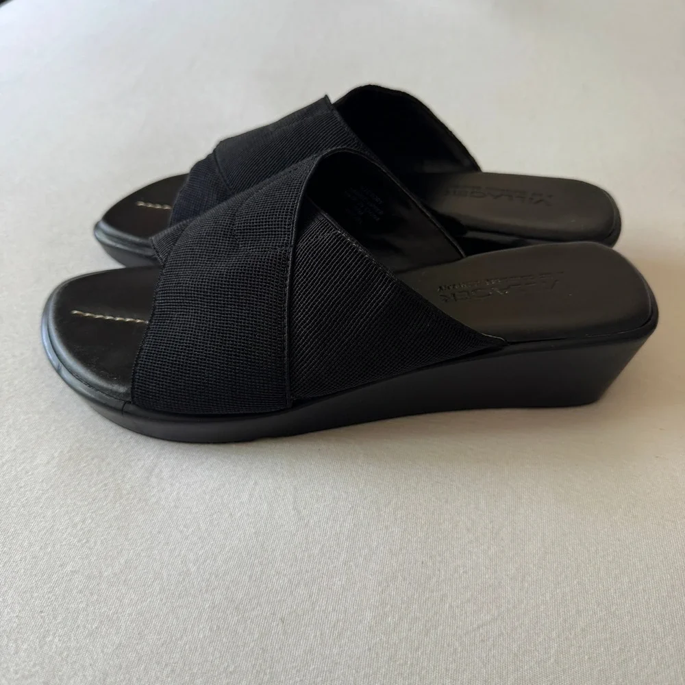 Liz Claiborne Black Wedge Sandals Size 7.5 Fabric Crossover Chunky Slide 90s Y2K